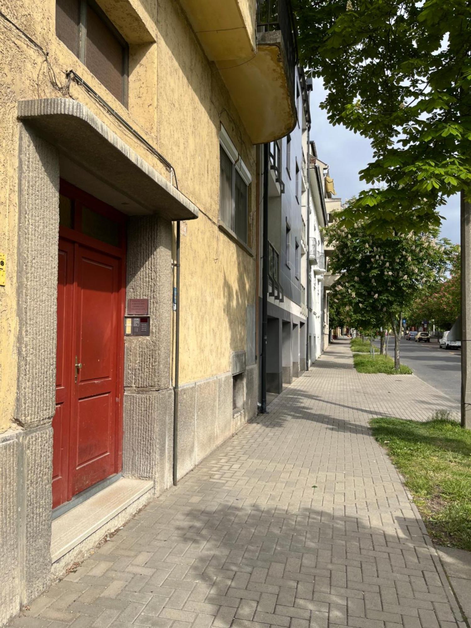 Panorama Appartement Győr Buitenkant foto