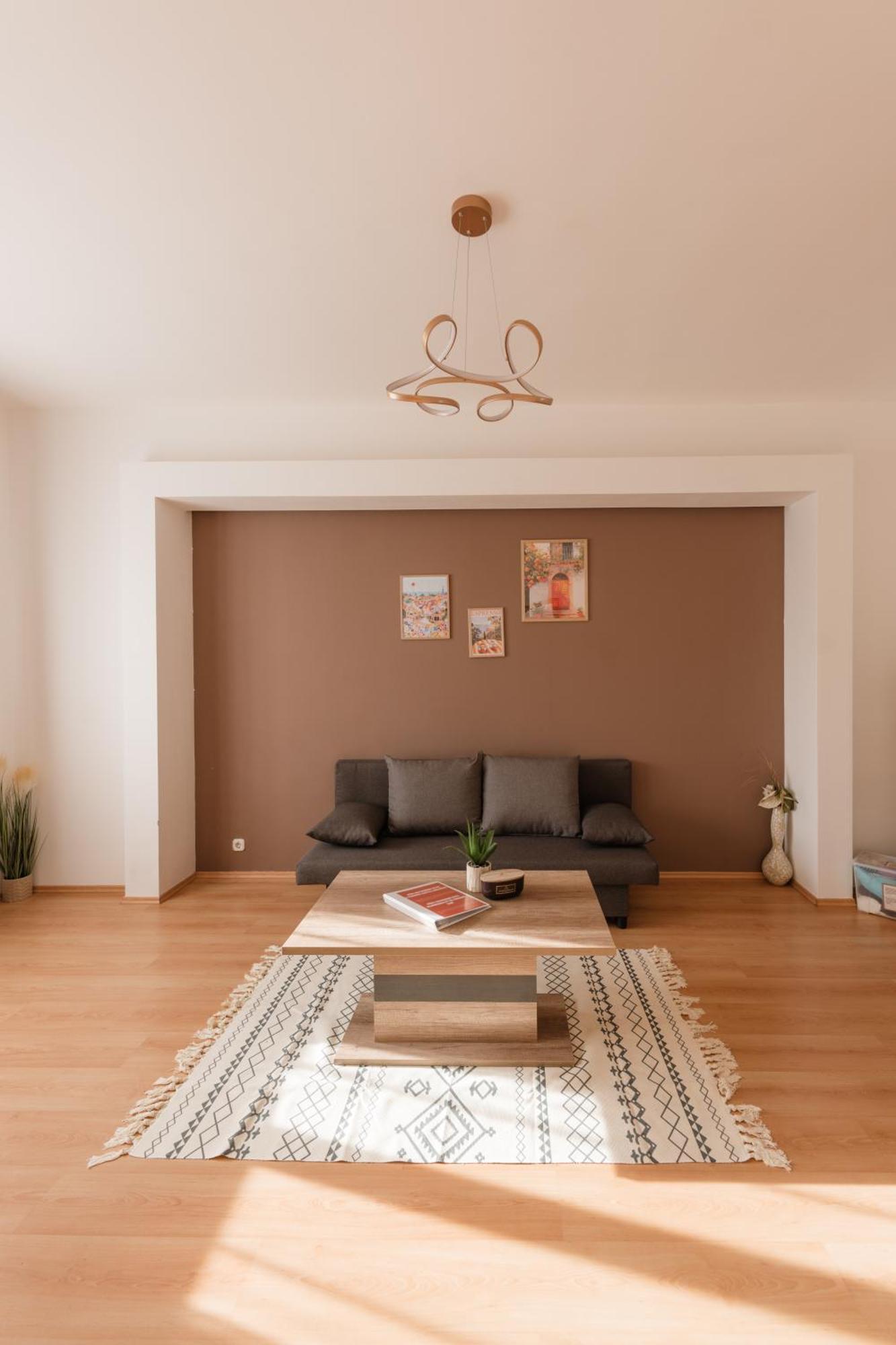 Panorama Appartement Győr Buitenkant foto